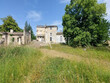 Chateau-XIII-sc-a-renover-et-son-vignoble